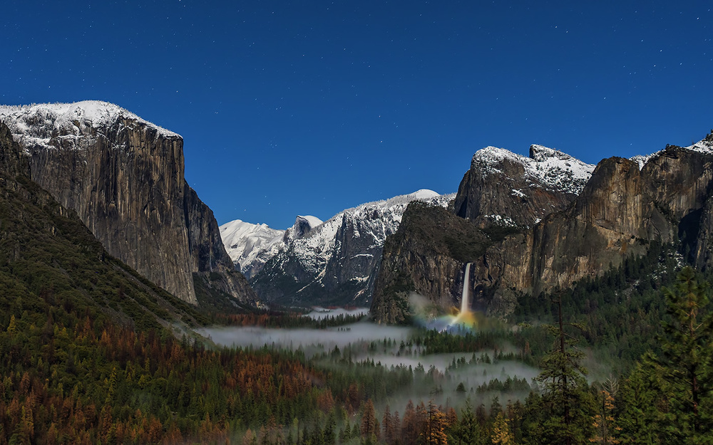 Bridalveil Fall Moonbow von Hua Zhu