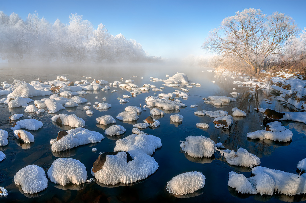 Frozen River von Hua Zhu