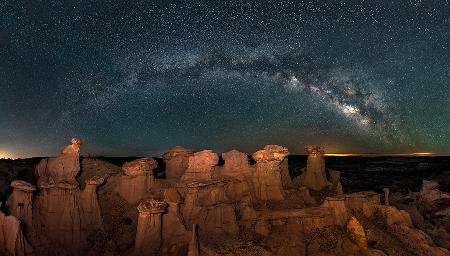 Milky way over Bisti/De-Na-Zin Wilderness