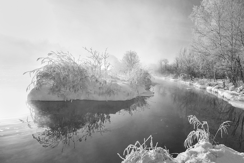 Morning fog and rime in Kuerbin von Hua Zhu