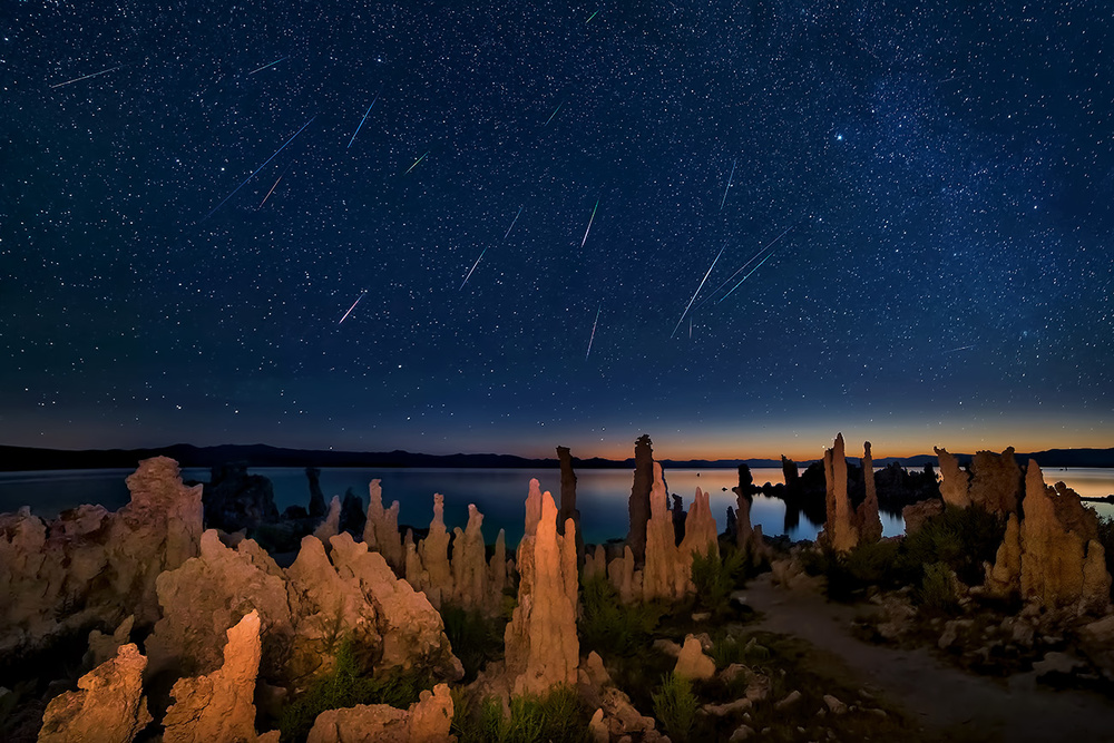 Perseid meteor shower von Hua Zhu