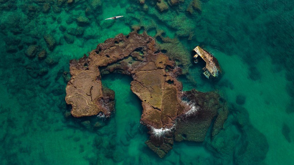 Kayak wreck exploration von Ido Meirovich