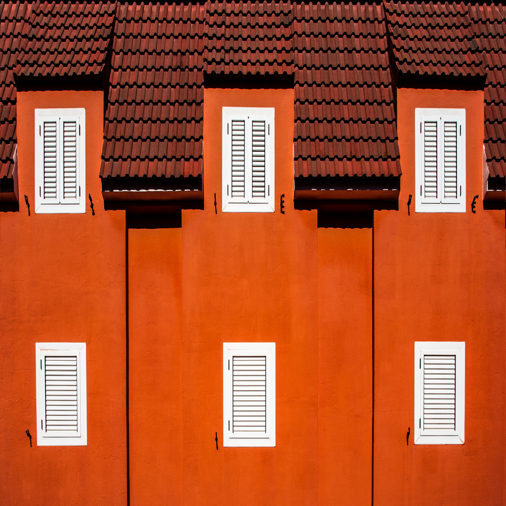 Roof and windows Peniscola von Inge Schuster