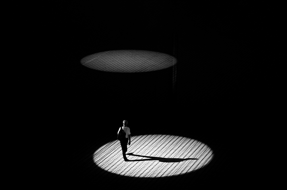 Man in a circle von Inge Schuster