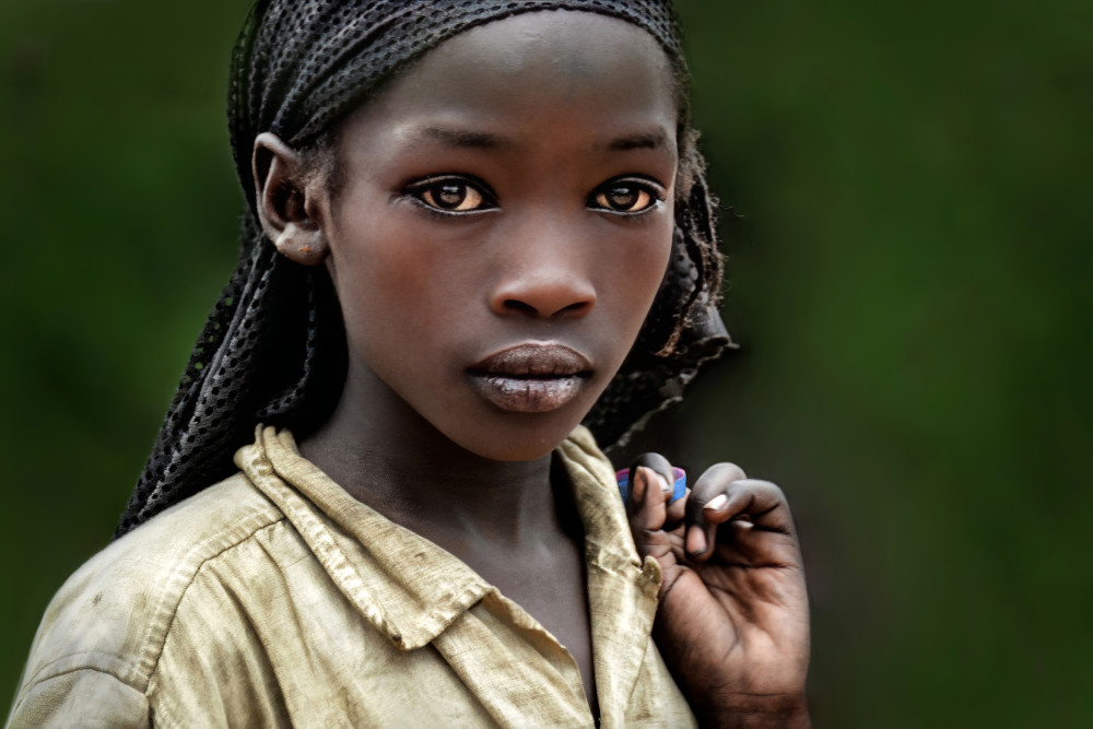 Lovely Konso girl von Irene Perovich