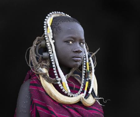 A young Mursi Girl