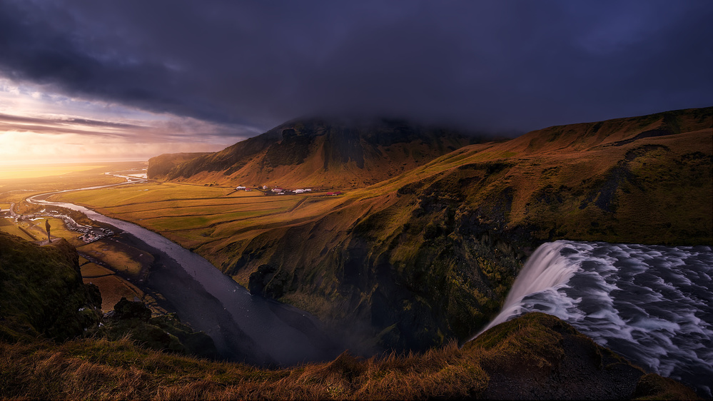 A different Skogafoss von Iván Ferrero