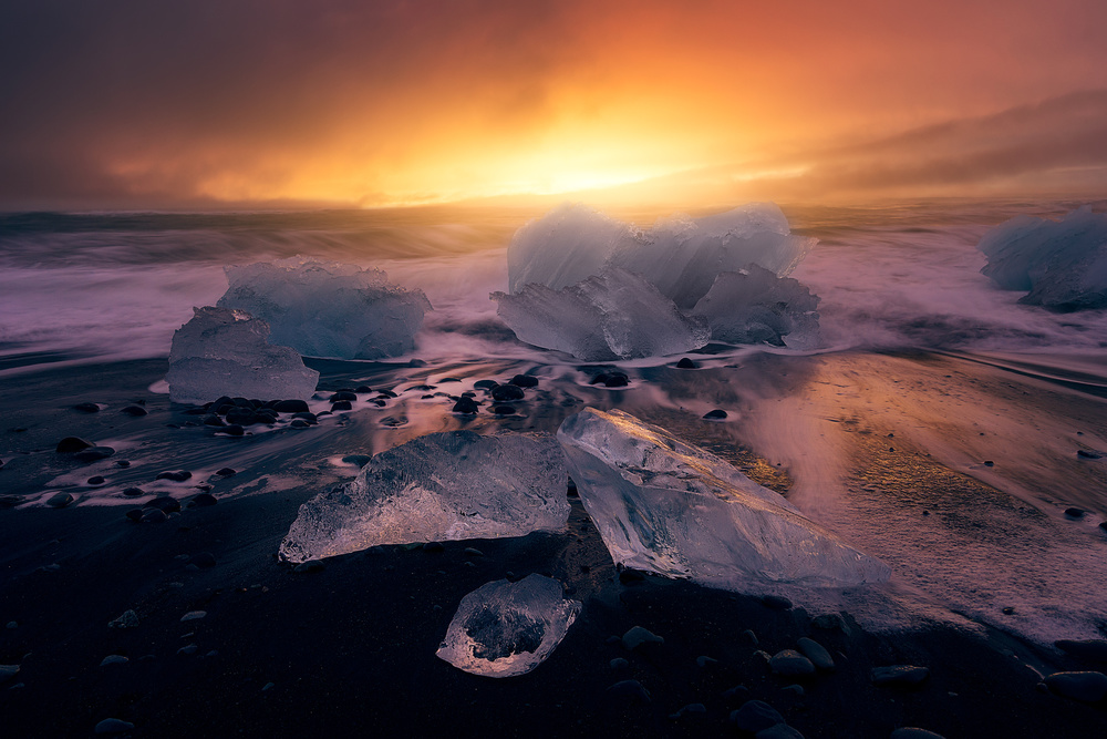 Jokulsarlon´s sunrise II von Iván Ferrero