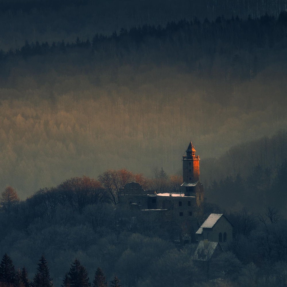 Grodno Castle. von Izabela Laszewska-Mitrega/Darek Mitrega