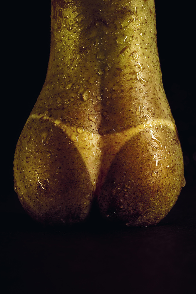 Erotic Nature #2 - Sexy Pear von Jackson Carvalho