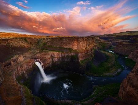 Palouse Falls at Sunset