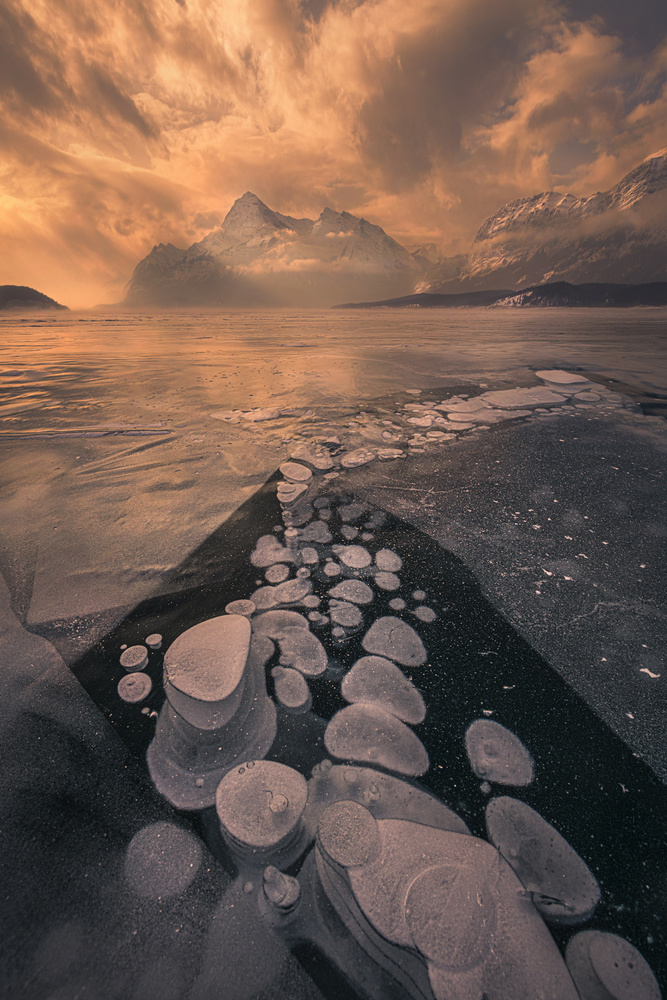 Ice Meets Fire von James S. Chia