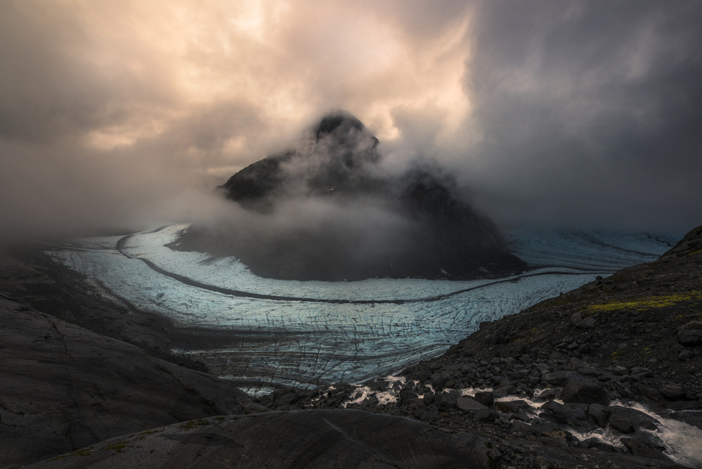 First Light von James S. Chia