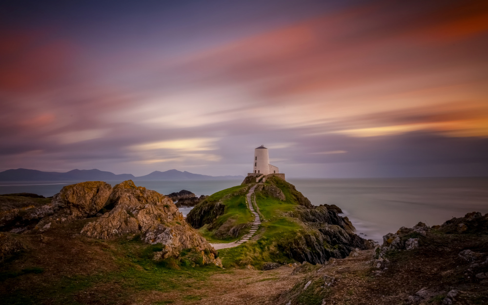 Ynys-Llanddwyn Lighthouse von James Zhen Yu