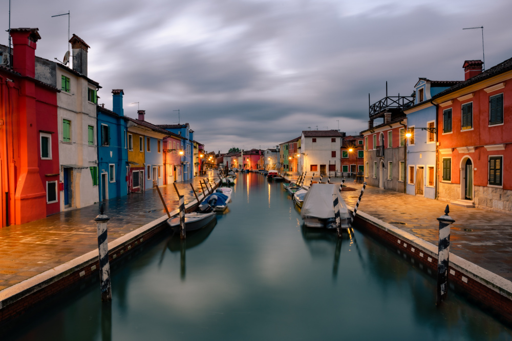 Burano canal von Jaroslaw Tomczak