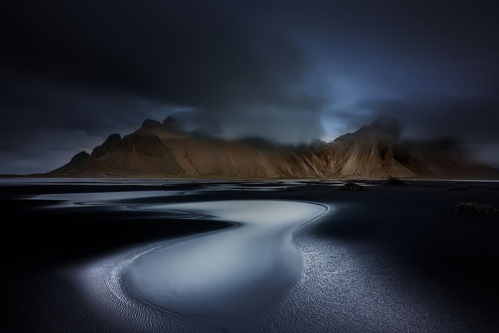 Dark Mood von Jassi Oberai