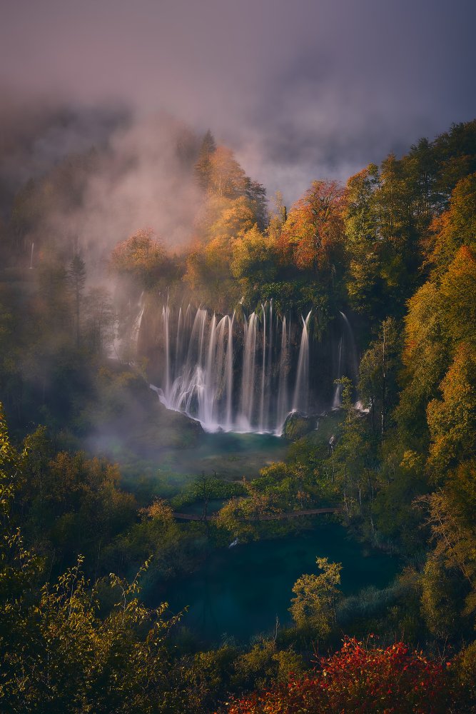 The Great Waterfall von Javier de la Torre