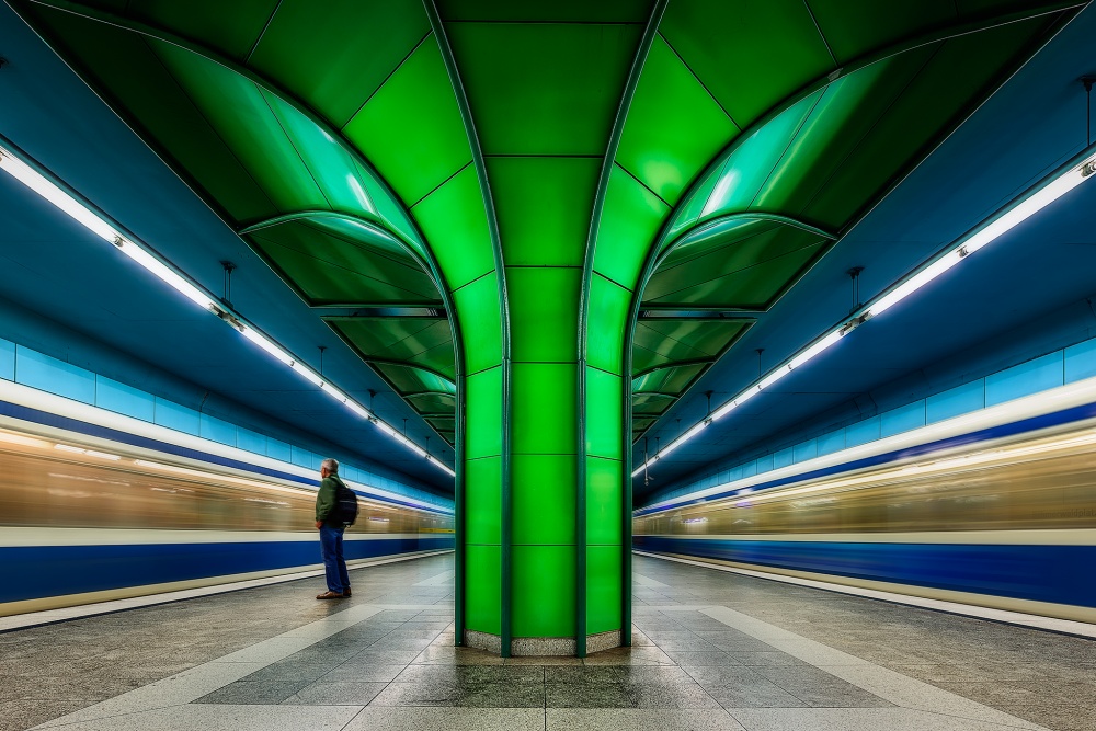 Subway Forest von Javier de la Torre