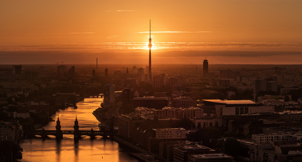 Berlin - Eclipse von Jean Claude Castor