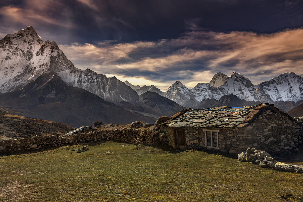 A hut in high himalayas von JEETENDRA