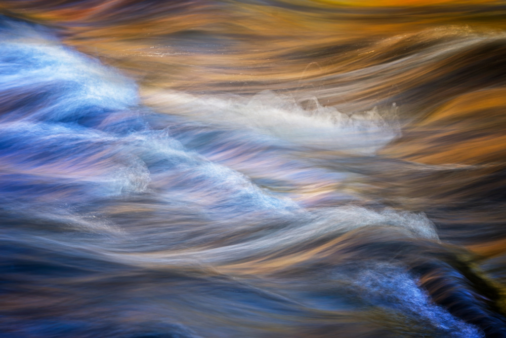 Autumn wave von Jennifer Chen