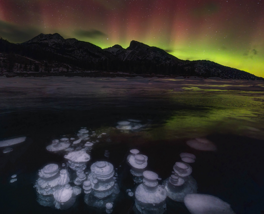 Aurora over Abraham Lake von Jenny L. Zhang ( 雨田）