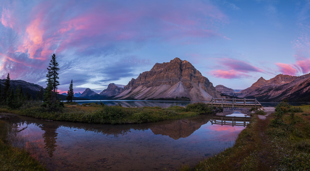 Early Morning at Bow Lake von Jenny L. Zhang ( 雨田）