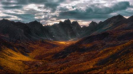 Autumn in Tombstone Mountain