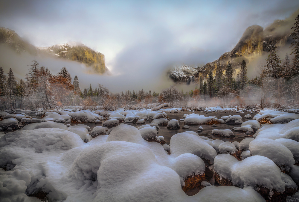 Gates of the Valley in Winter von Jenny Qiu