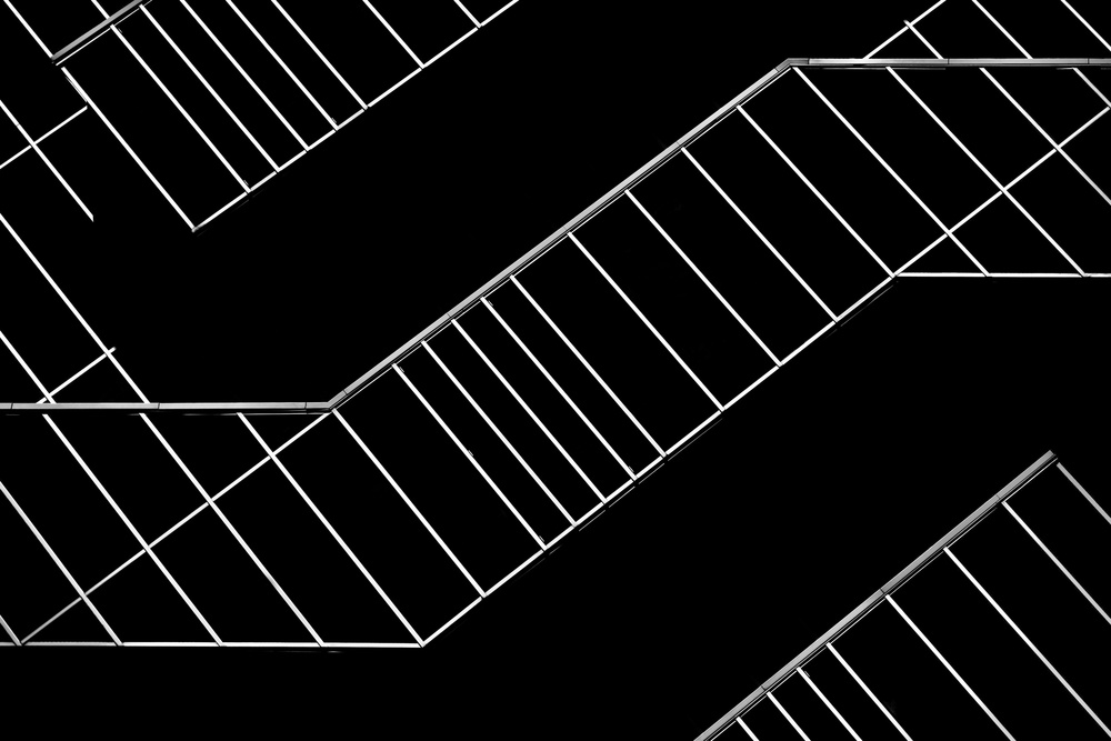 Black and lines von Jeroen van de Wiel