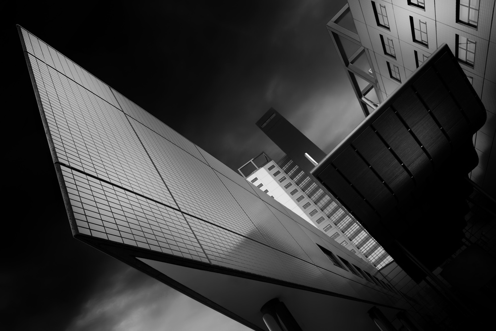 Towers and wings von Jeroen van de Wiel