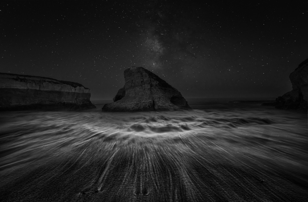 Shark Fin Cove and the Wbb von Jiahong Zeng