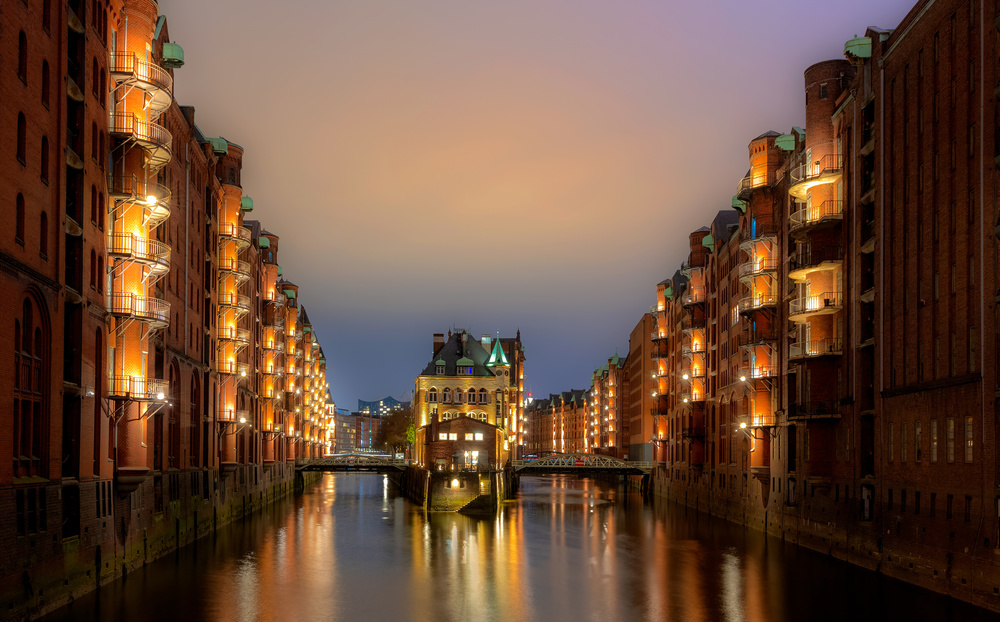 Hamburg Hafen  City von Jie Fischer