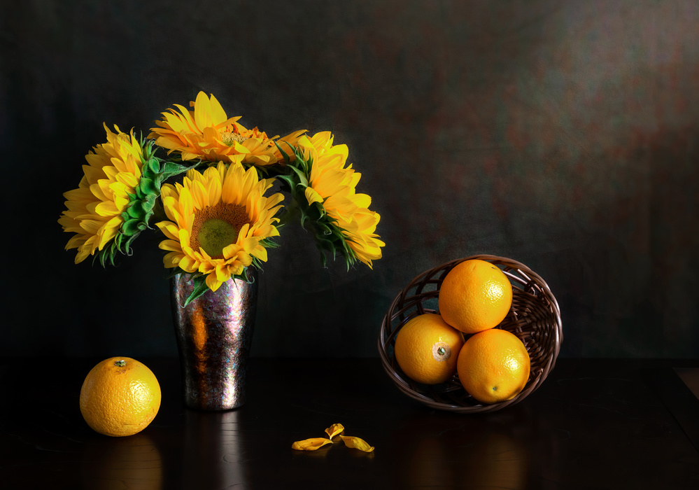 Summer flower with  Orange von Jie Fischer