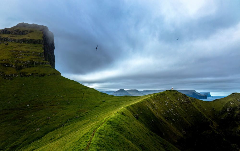 At edge of Kalsoy von Jie Jin