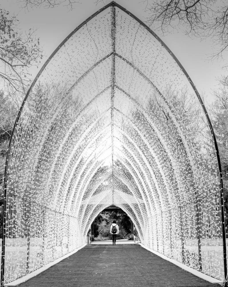 White Arch Corridor von Jimmy Yang