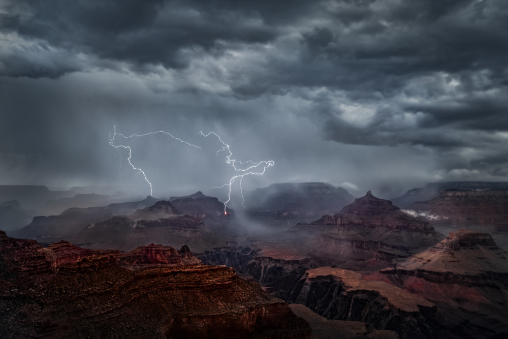 Thunder and Lightning von Jing Quan