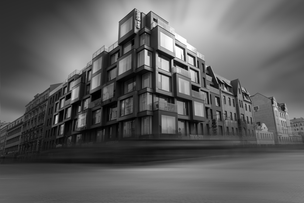 Cubic building von Jo Vittorio