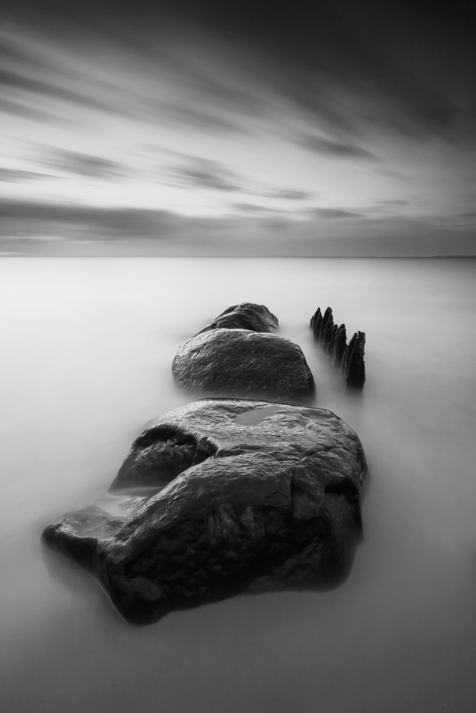 Three black stones von Joakim Orrvik