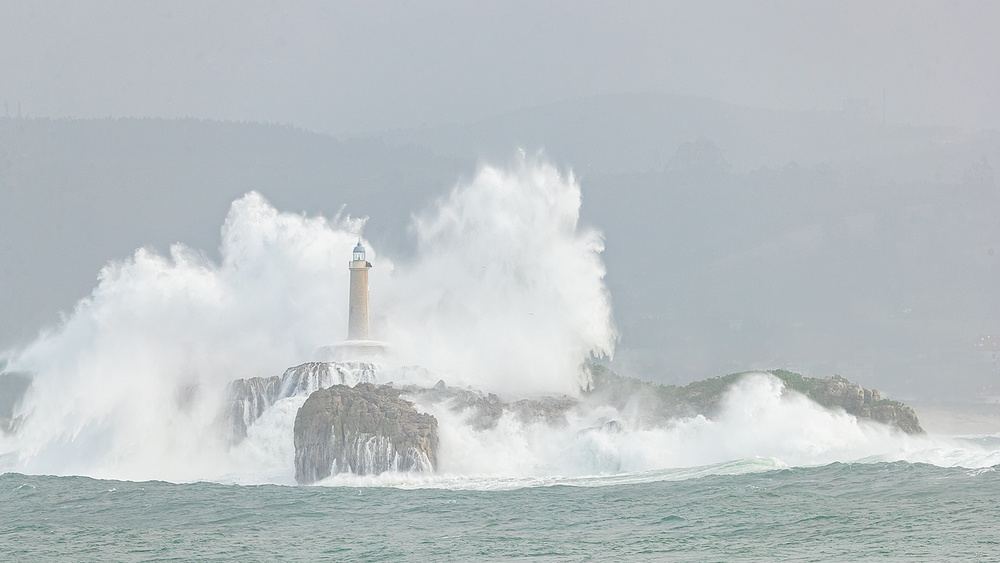 Storm at the lighthouse von Joan Gil Raga