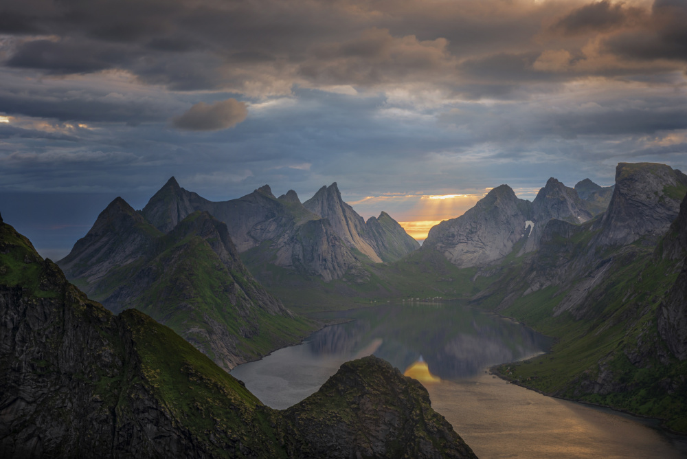 View from Reinebringen von John-Mei Zhong