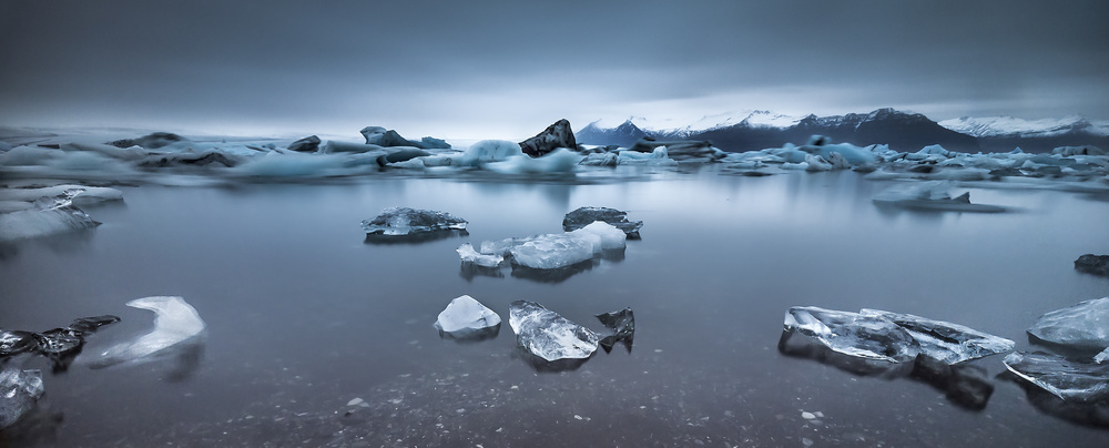 Blue world von Jorge Ruiz Dueso