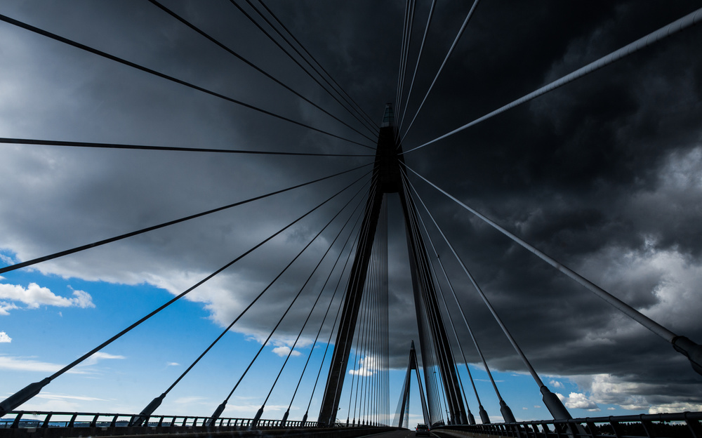 Bridge under troubled skies von Jorun Larsen