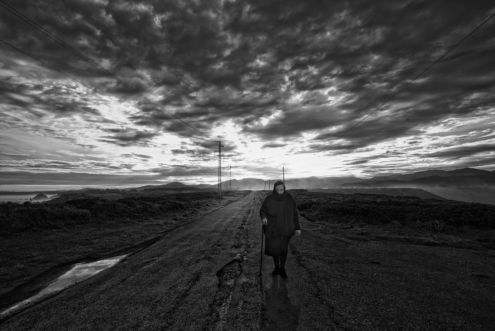 The walk von Jose C. Lobato