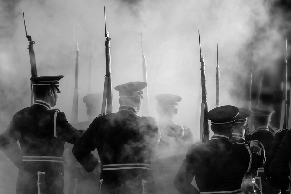 Into the battle fog von Joseph Micallef