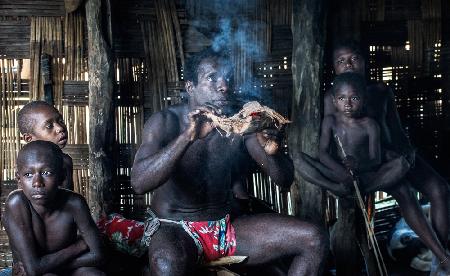 Making fire. (Jaramaja, Espiritu Santo island, Vanuatu)