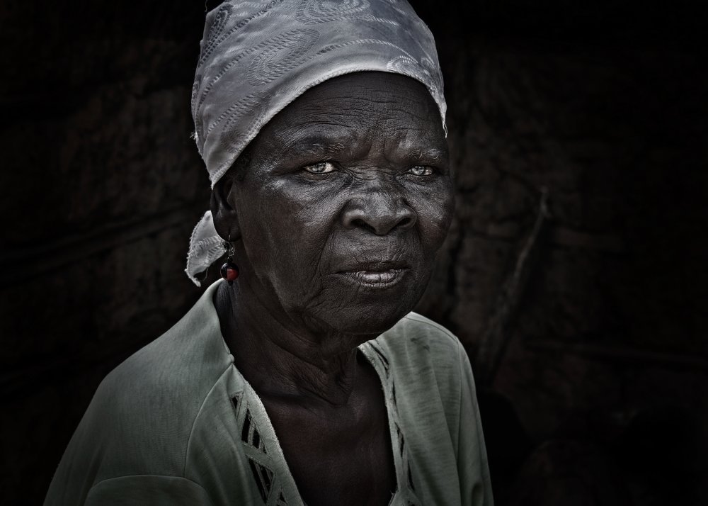 Woman from Ghana. von Joxe Inazio Kuesta Garmendia