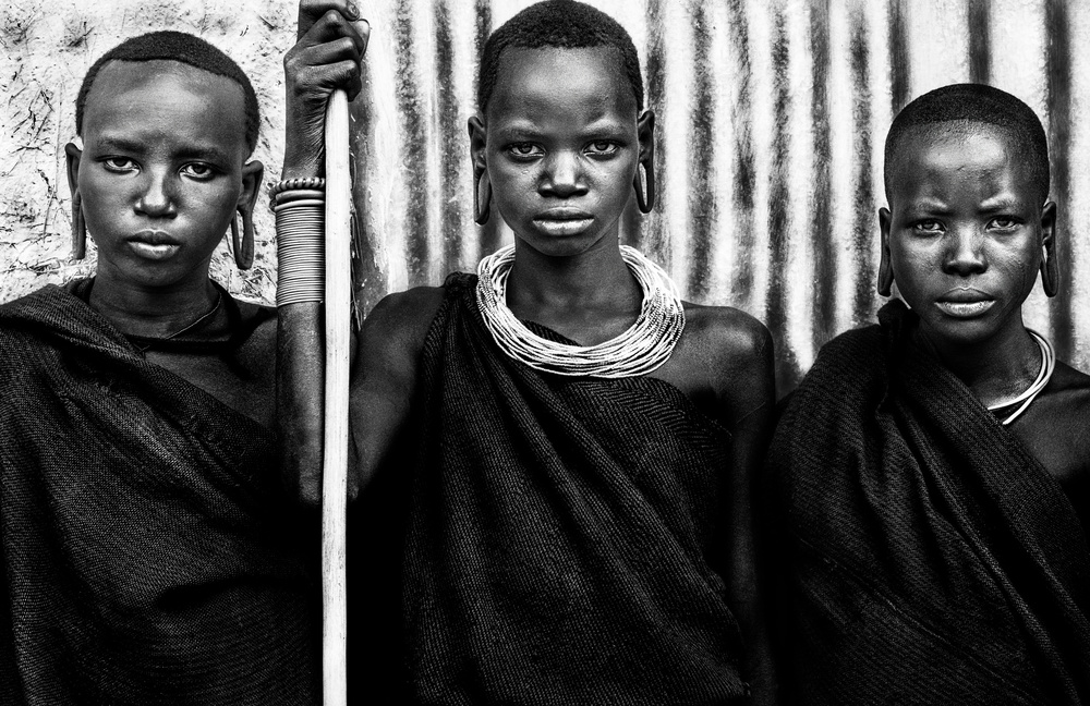 Suri tribe women - Ethiopia von Joxe Inazio Kuesta Garmendia