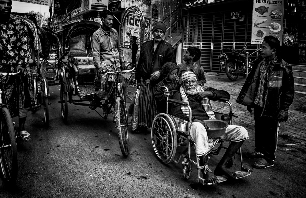 In the streets of Bangladesh-V von Joxe Inazio Kuesta Garmendia