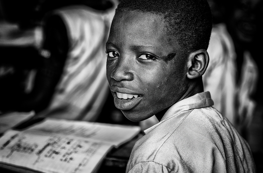 At school in Benin. von Joxe Inazio Kuesta Garmendia